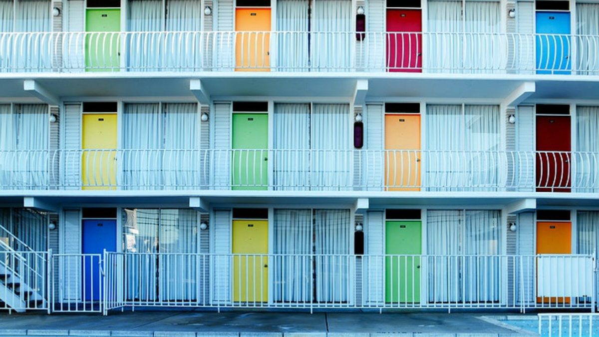 Here’s the Difference Between a Hotel and a Motel