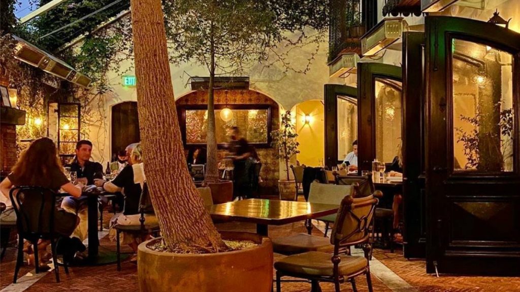 outdoor dining Los Angeles