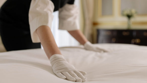 tip hotel housekeeping