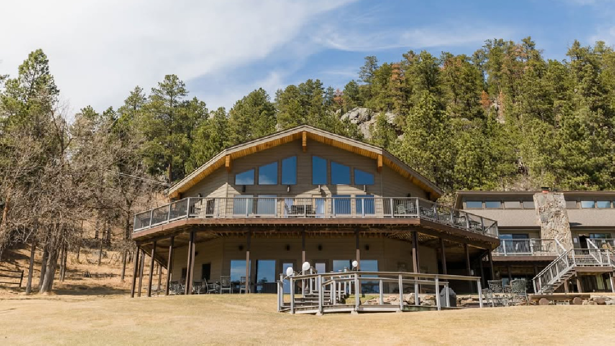 The Best Hotels Near Mount Rushmore